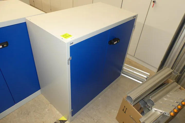 Garant Schrank Maße in cm ca.: 100 x 55 x 100
